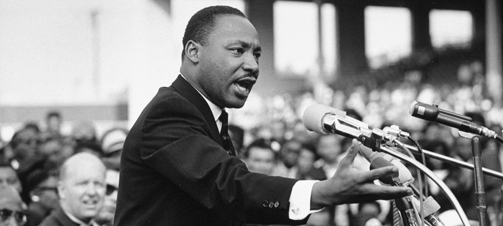 Picture of Martin Luther King Jr. speaking to a crowd 